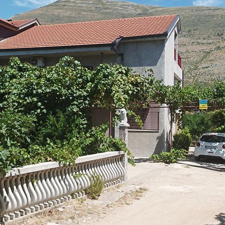 Gm - Studio Apartment Trebinje Luaran gambar